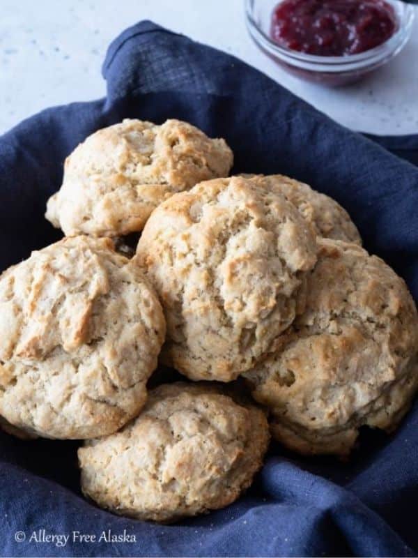 QUICK AND EASY GLUTEN FREE BISCUITS {DAIRY-FREE, VEGAN}