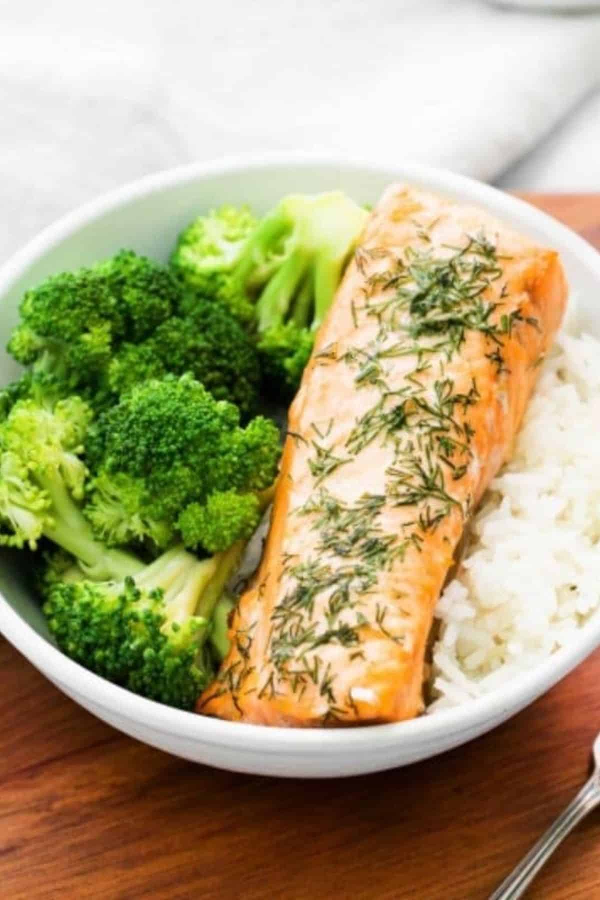 Air Fryer Salmon With Dill