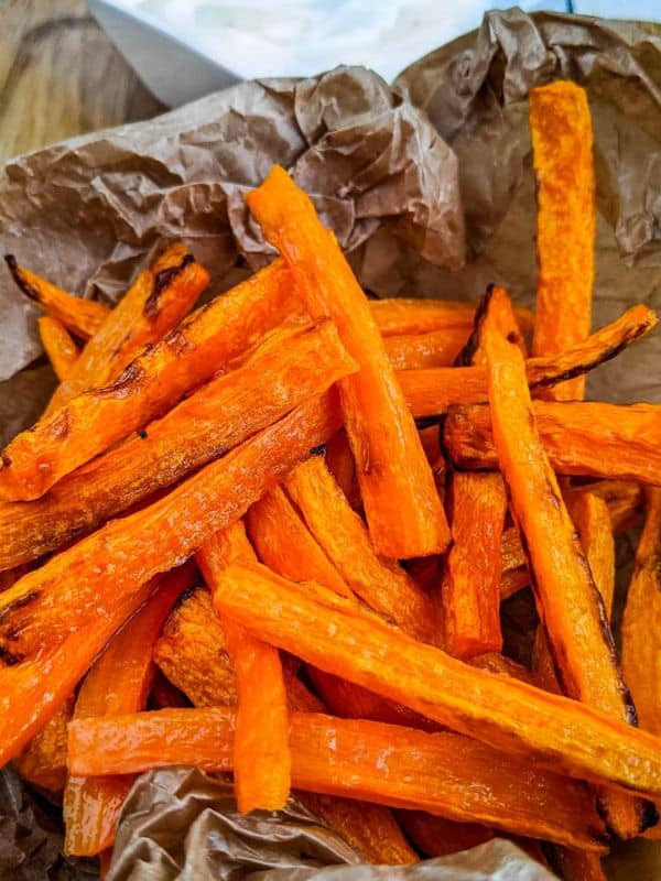 Easy Air Fryer Carrot Fries (Without Oil)