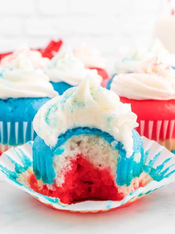4th of July Cupcakes. Red, White, and Blue Layers