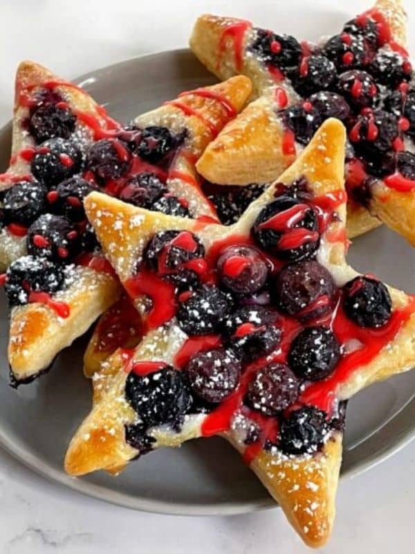 Blueberry Puff Pastry Stars