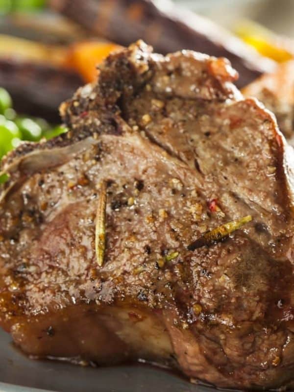 Grilled Lamb Chops With Herbs and Garlic