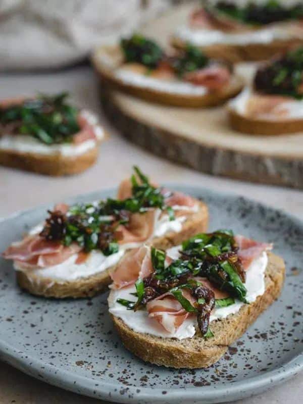 Prosciutto Crostini with Goat Cheese & Caramelized