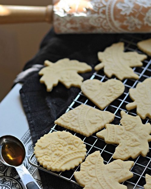 Old-Fashioned Maple Syrup Cookies