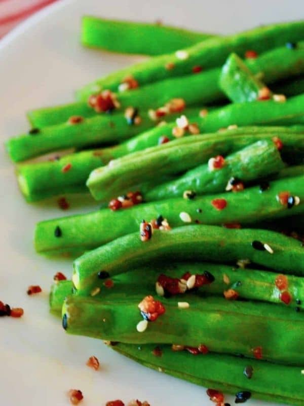 Amazing Roasted Green Beans With Everything But The Bagel Sesame Seasoning