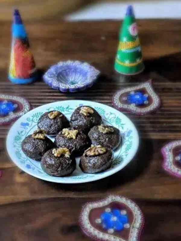 Chocolate Peda - How to Make Chocolate Peda with Khoya