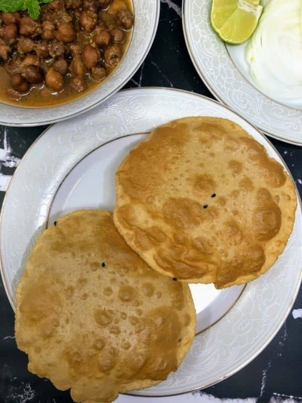 Poori (Puri) - Deep Fried Puffy Indian Bread