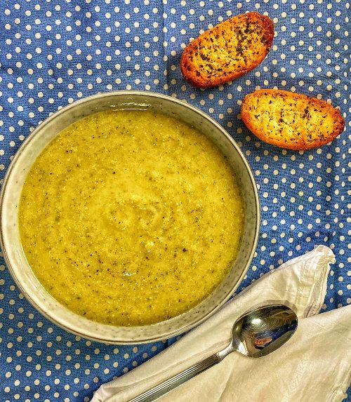 Creamy Zucchini Soup Recipe - Healthy, Quick and Vegan Soup