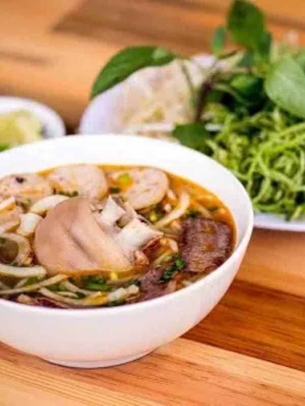 Delicious Traditional Vietnamese Hue Beef Noodle Soup Recipe