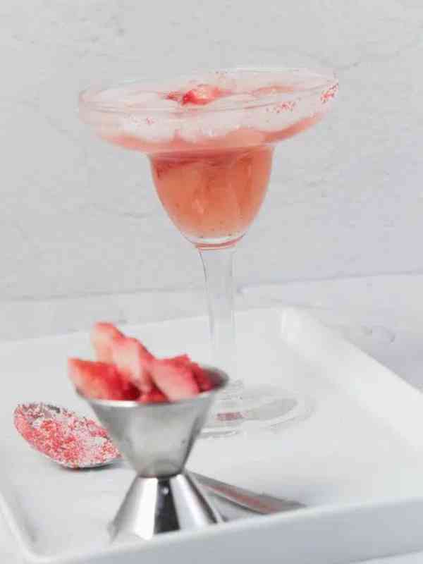 The Best Strawberry Margarita Recipe