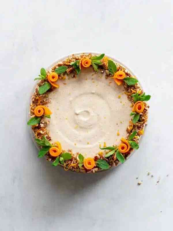 No-Bake Carrot Cake Cheesecake (Vegan)