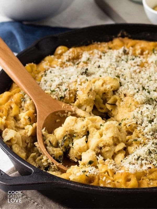 Vegan Baked Macaroni and Cheese Cast Iron Skillet