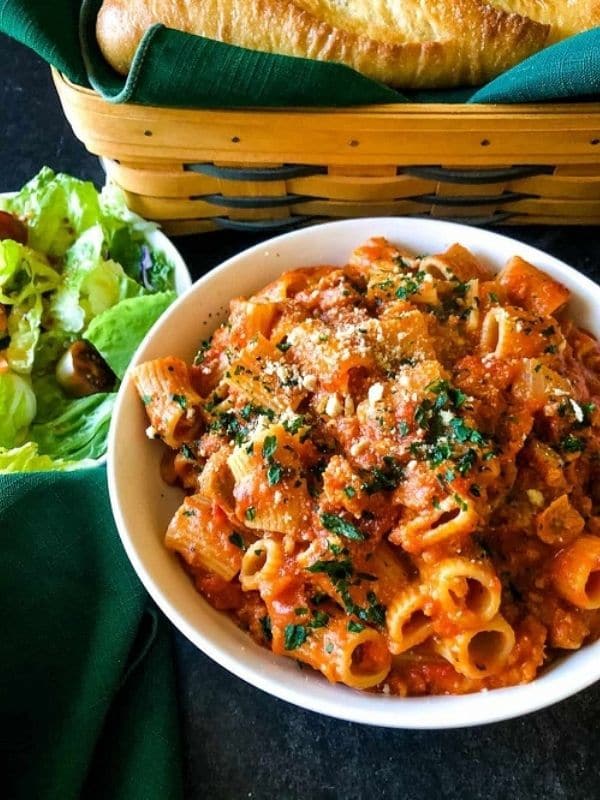 Vegan Pasta Bake, An Easy And Delicious Family Meal